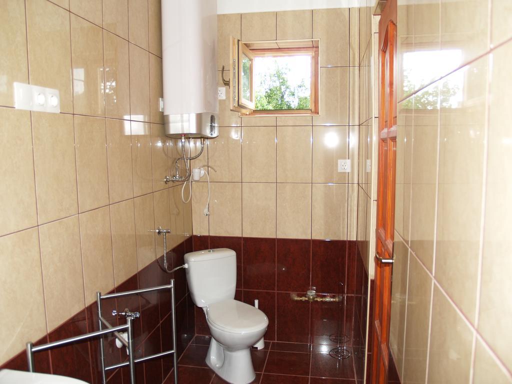 Liliom Apartman Gyula Luaran gambar